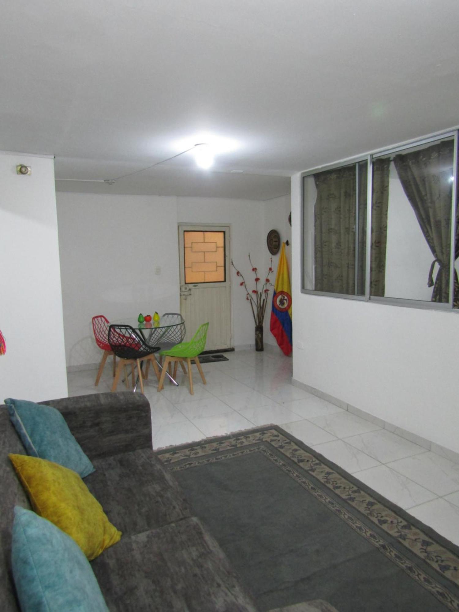 La Quinta Rent Short & Service Bogotá